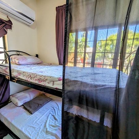 Screaming Gecko Hostel Busuanga Exterior foto