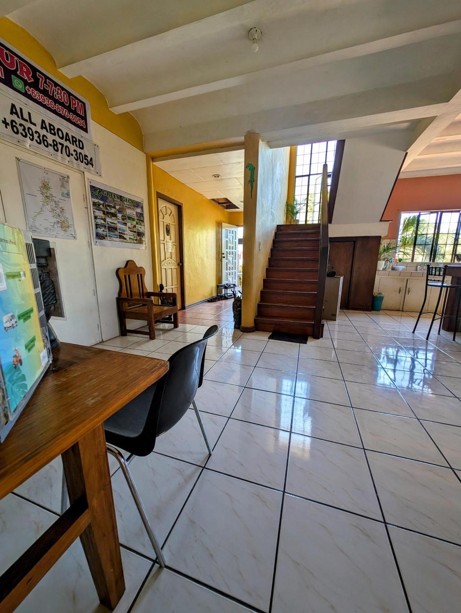 Screaming Gecko Hostel Busuanga Exterior foto