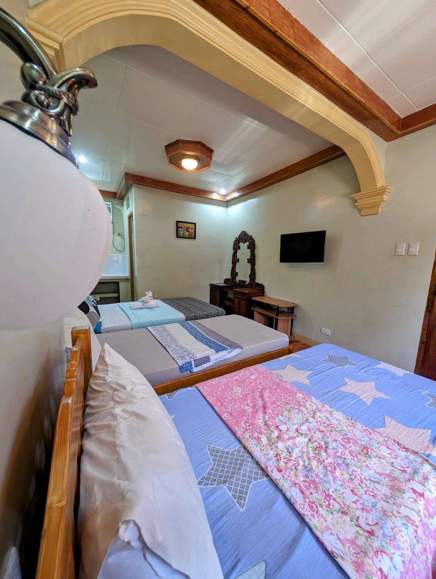 Screaming Gecko Hostel Busuanga Exterior foto