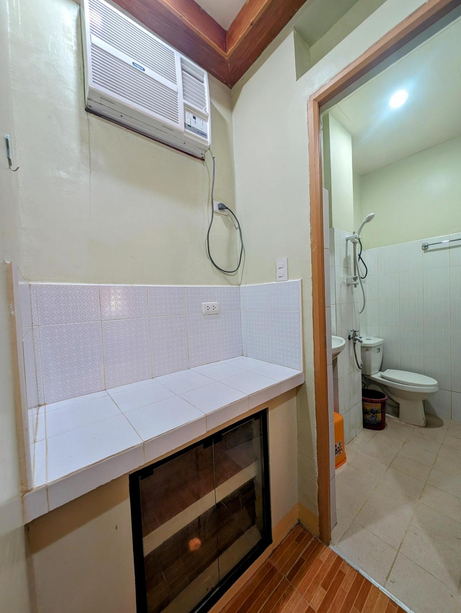 Screaming Gecko Hostel Busuanga Exterior foto