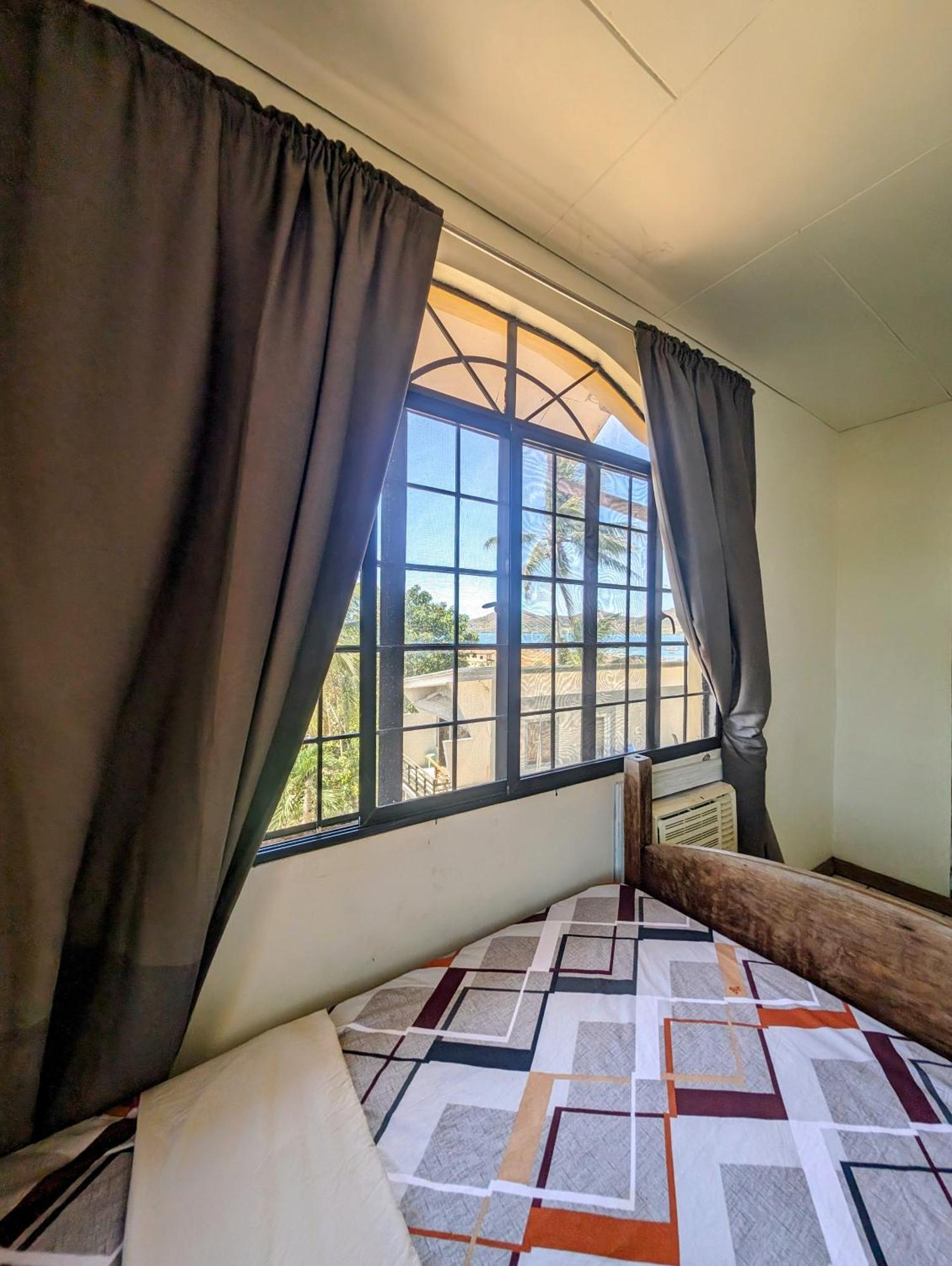 Screaming Gecko Hostel Busuanga Exterior foto