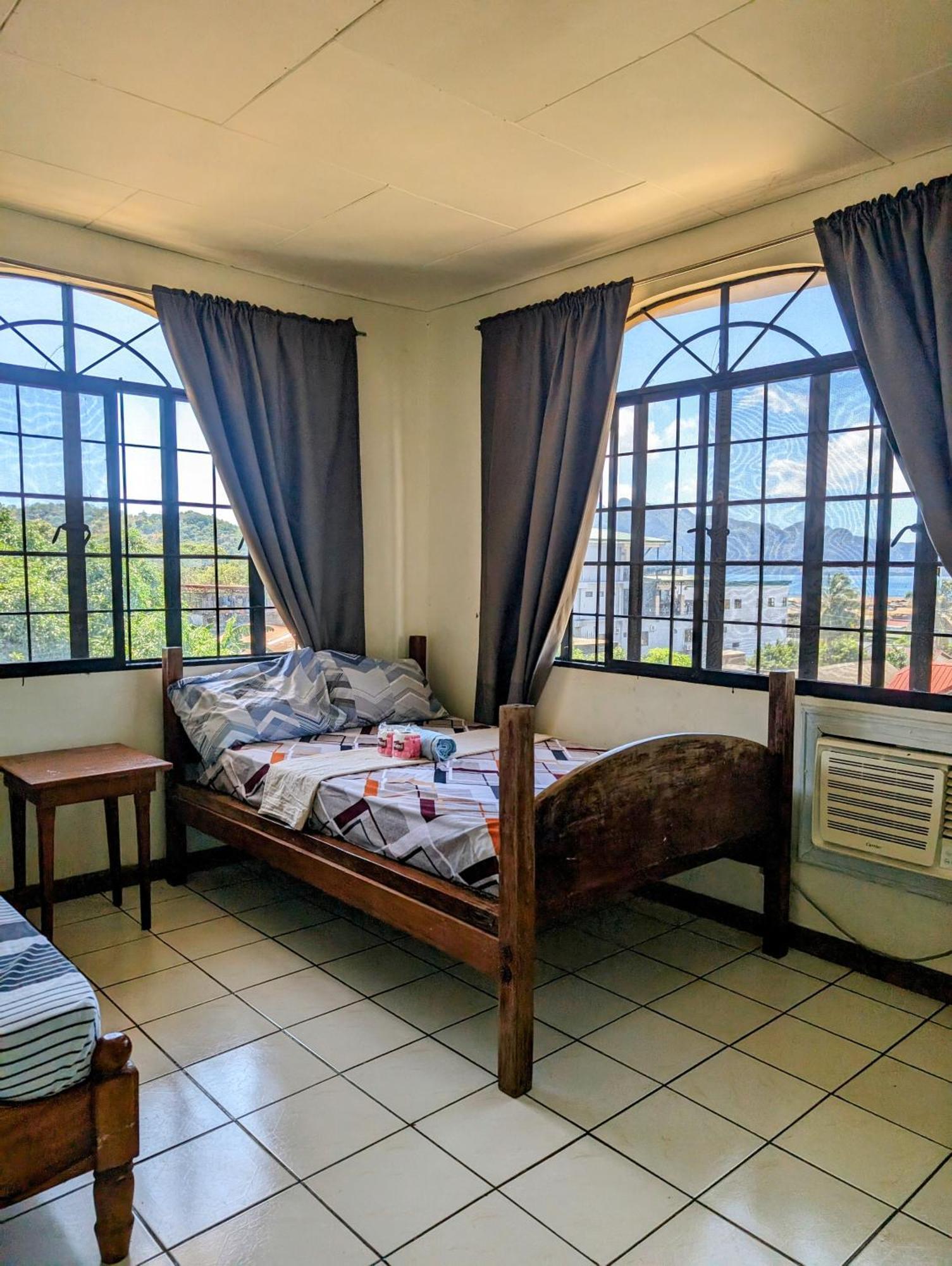 Screaming Gecko Hostel Busuanga Exterior foto